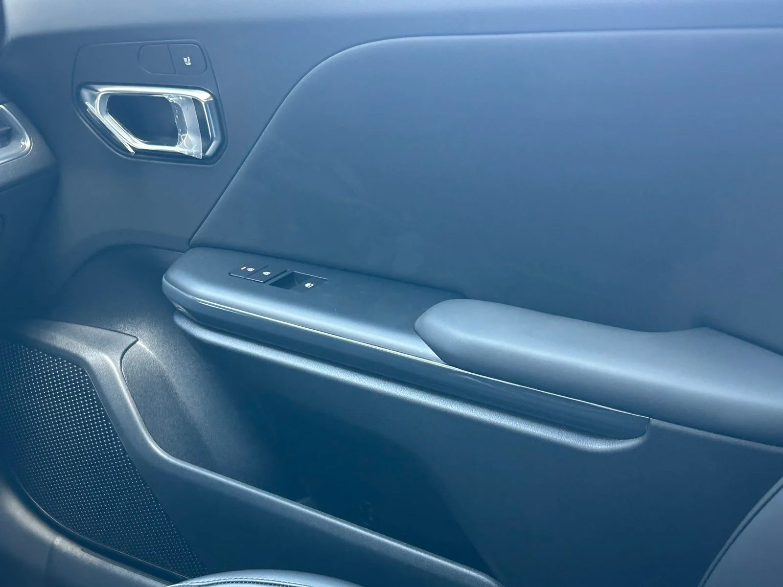 New 2026 Gray Kia EX image 18
