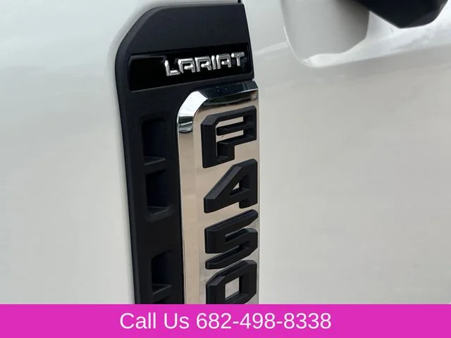 Used 2025 White Ford Lariat image 6