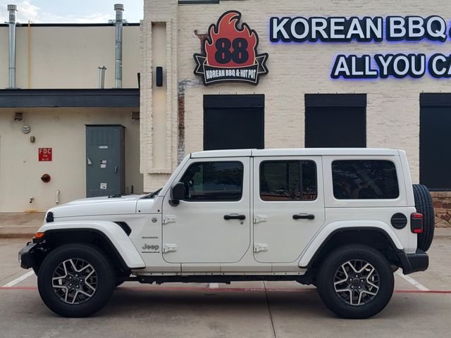 Used 2024 White Jeep Sahara image 6