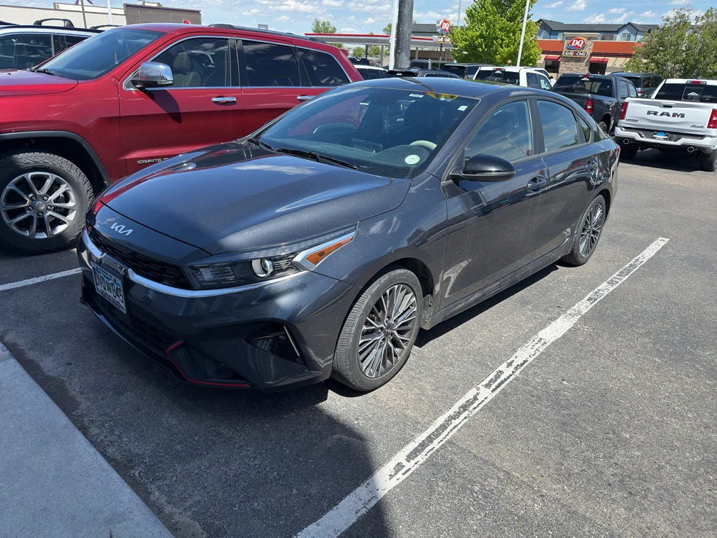 2023 Kia Forte GT-Line AT's photo