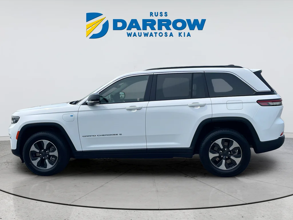 Used 2024 White Jeep 4xe image 2