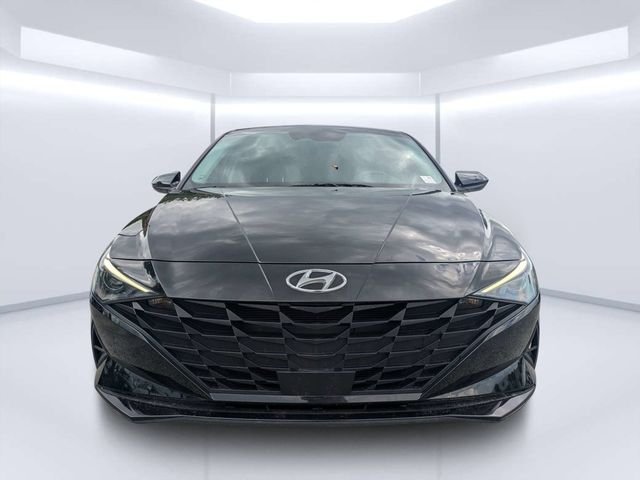 Used 2022 Black Hyundai SEL image 8