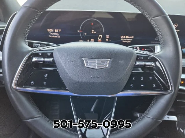 Used 2024 Green Cadillac Luxury image 30