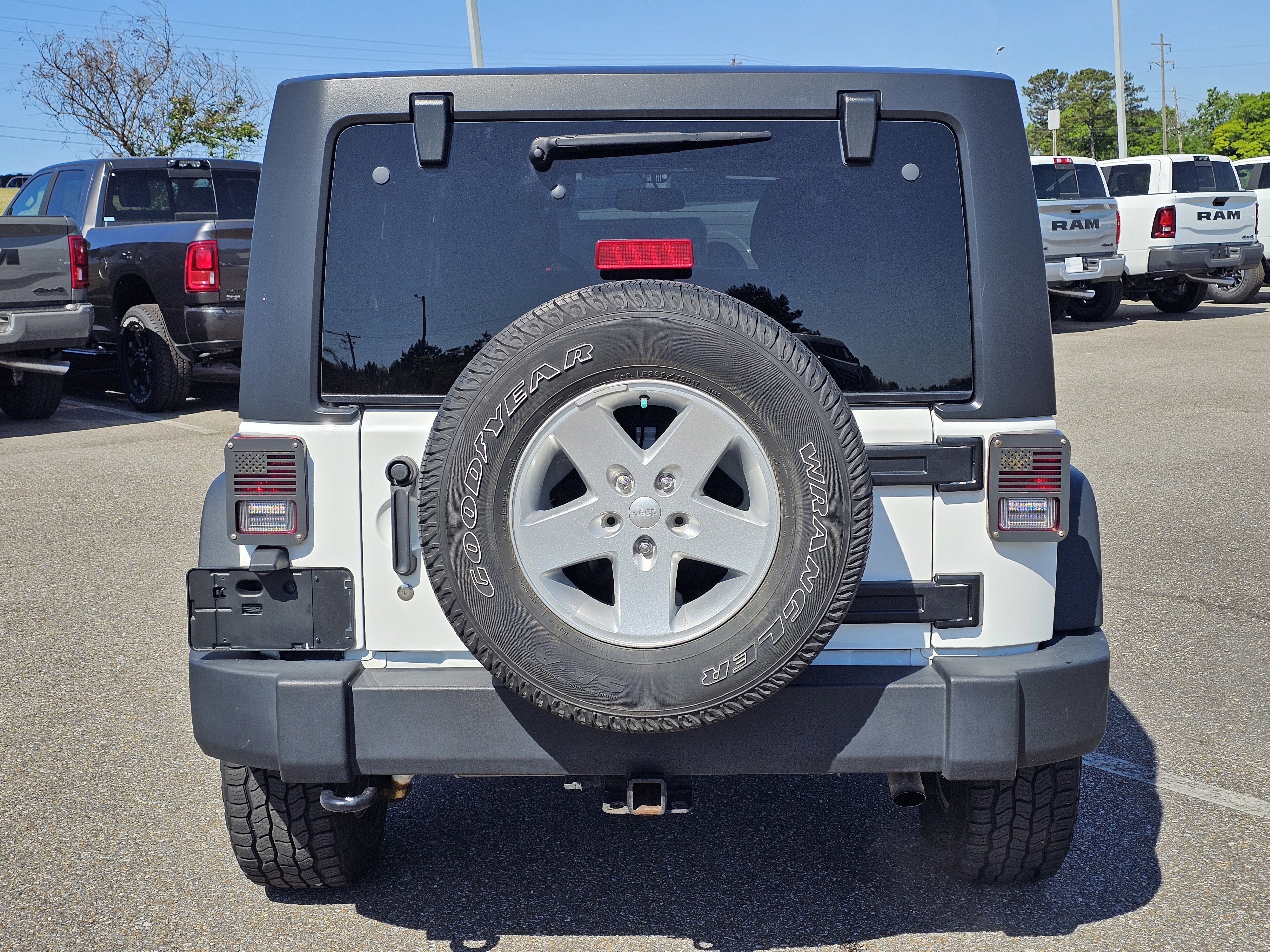 2018 Jeep Wrangler JK Unlimited Sport S - Photo 11