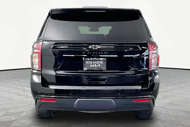 Used 2023 Black Chevrolet Z71 image 5
