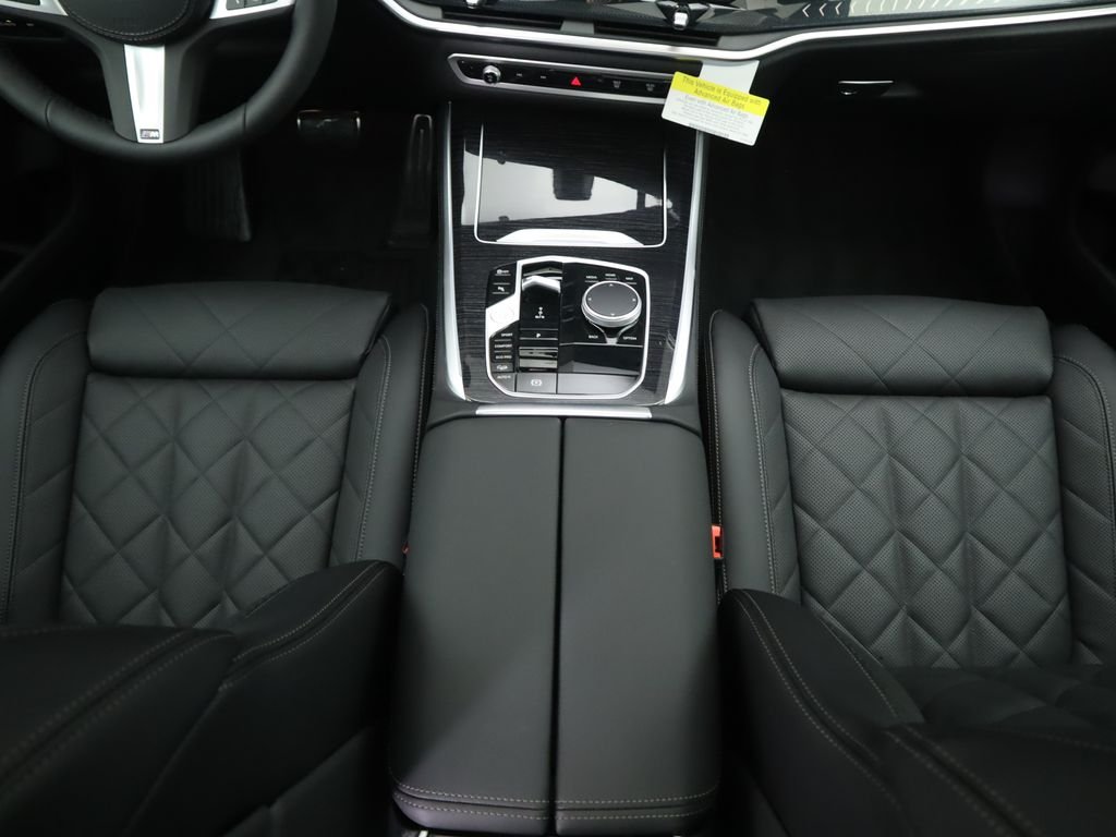 Used 2026 Black Sapphire Metallic BMW xDrive40i image 18