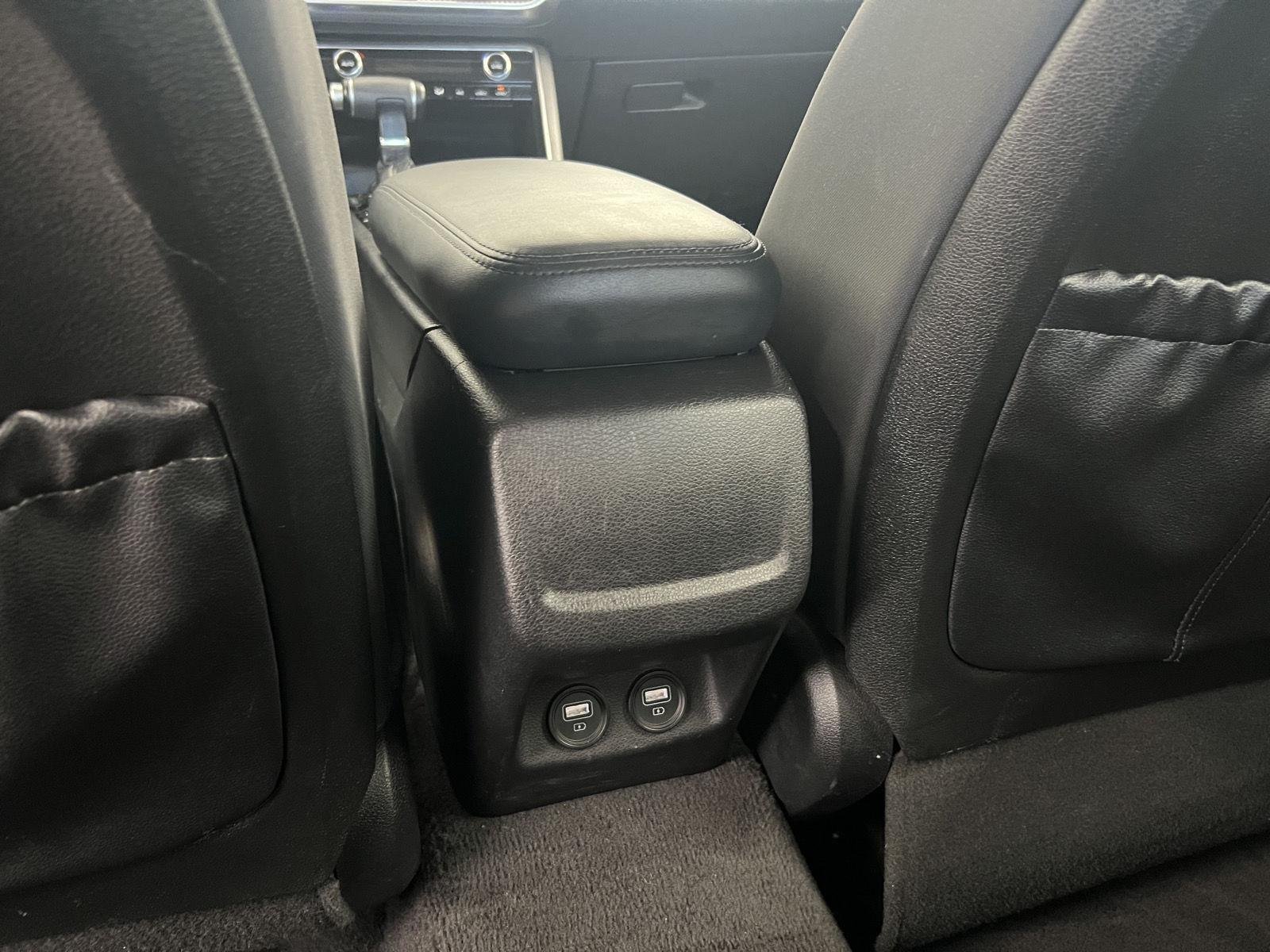 Used 2023 Glacial White Pearl Kia LXS image 26