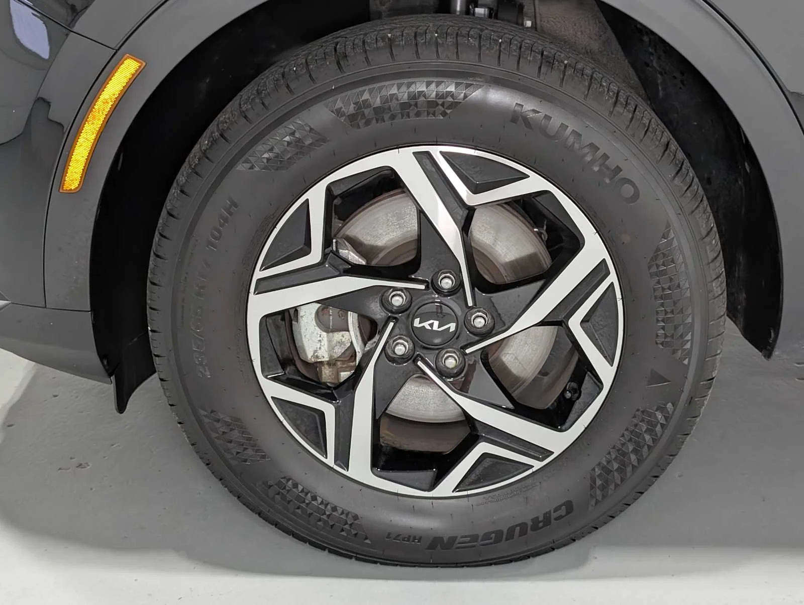 Used 2025 Ebony Black Kia LX image 3