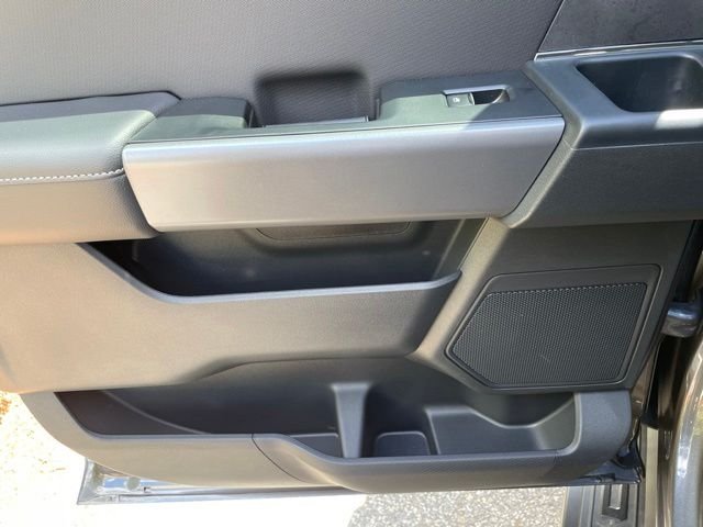 New 2026 CARBONIZED GRAY Ford XLT image 50