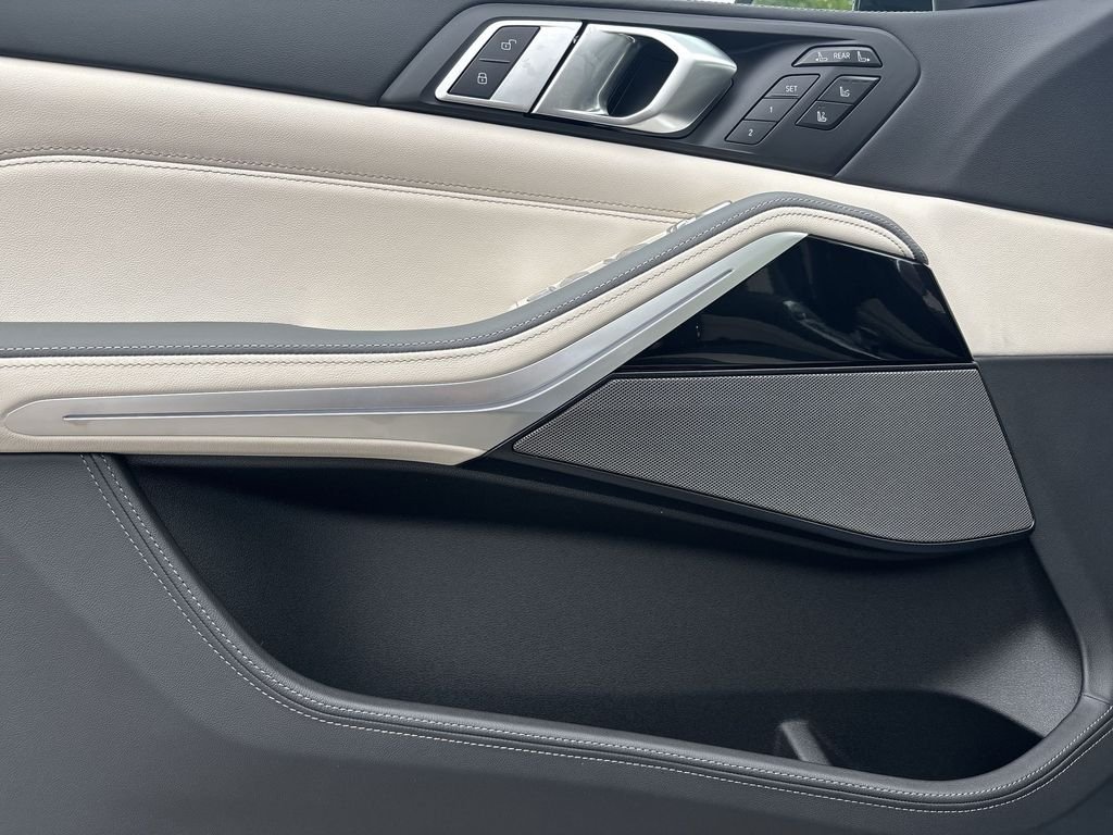New 2026 Gray BMW ALPINA XB7 image 15
