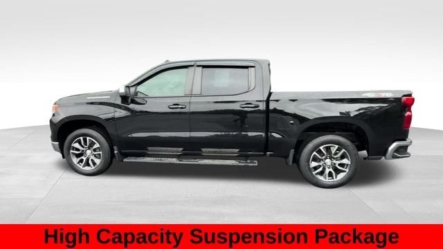 Used 2022 Black Chevrolet LT image 12