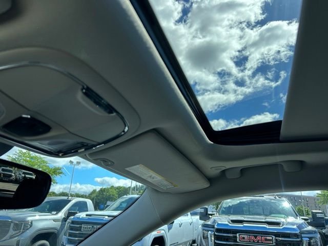 Used 2023 Gray Jeep Altitude image 35