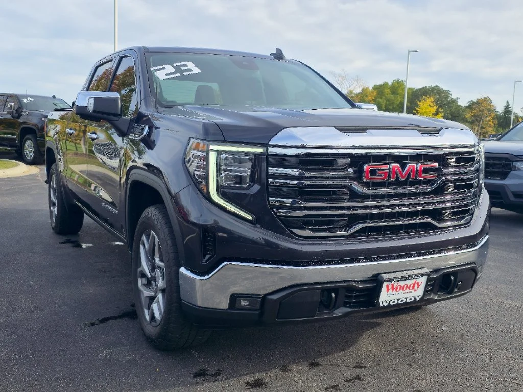 2023 GMC Sierra 1500 SLT - Photo 32
