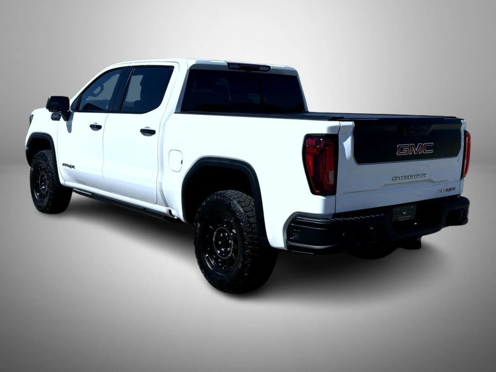 Used 2023 White GMC AT4X image 7