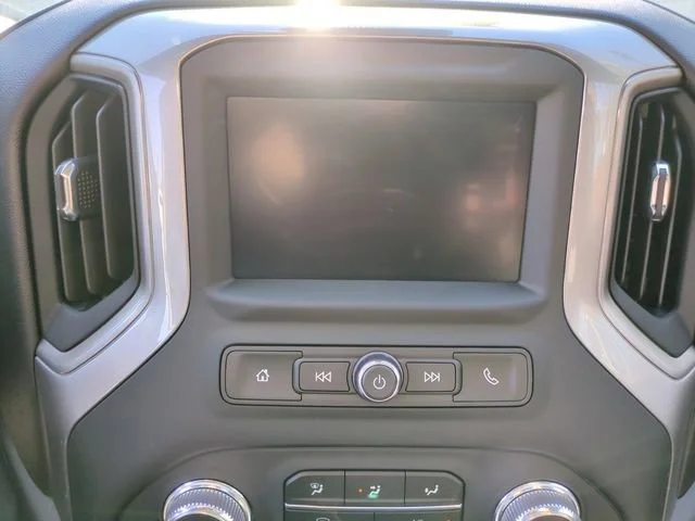 New 2024 Summit White GMC Pro image 27