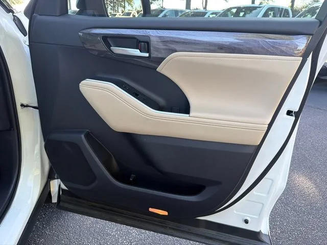 Used 2024 Off-white Toyota Limited image 14