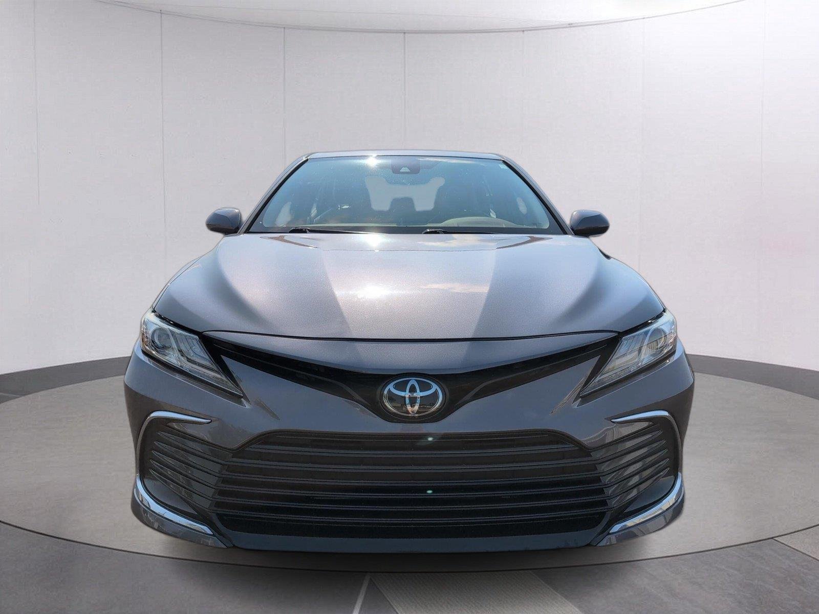 Used 2023 Predawn Gray Mica Toyota XLE image 8