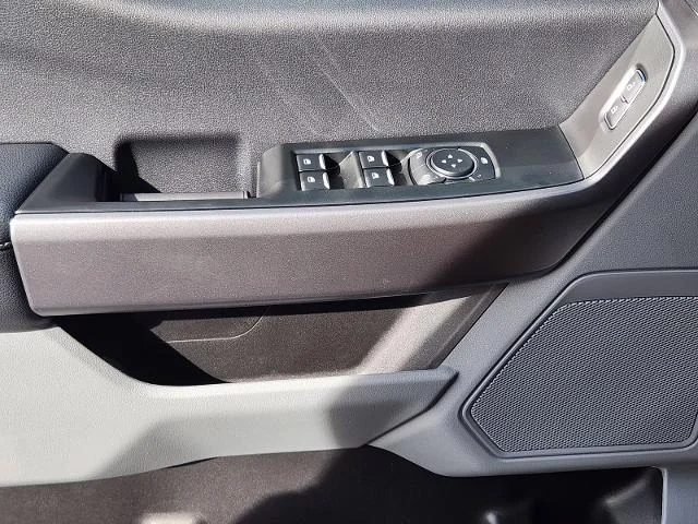 New 2026 Oxford White Ford F-250® XL image 40