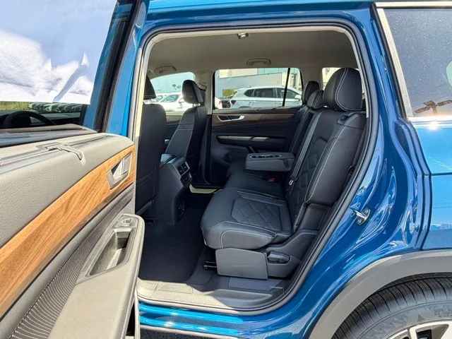 New 2026  Volkswagen 2.0T SE w/Technology image 8