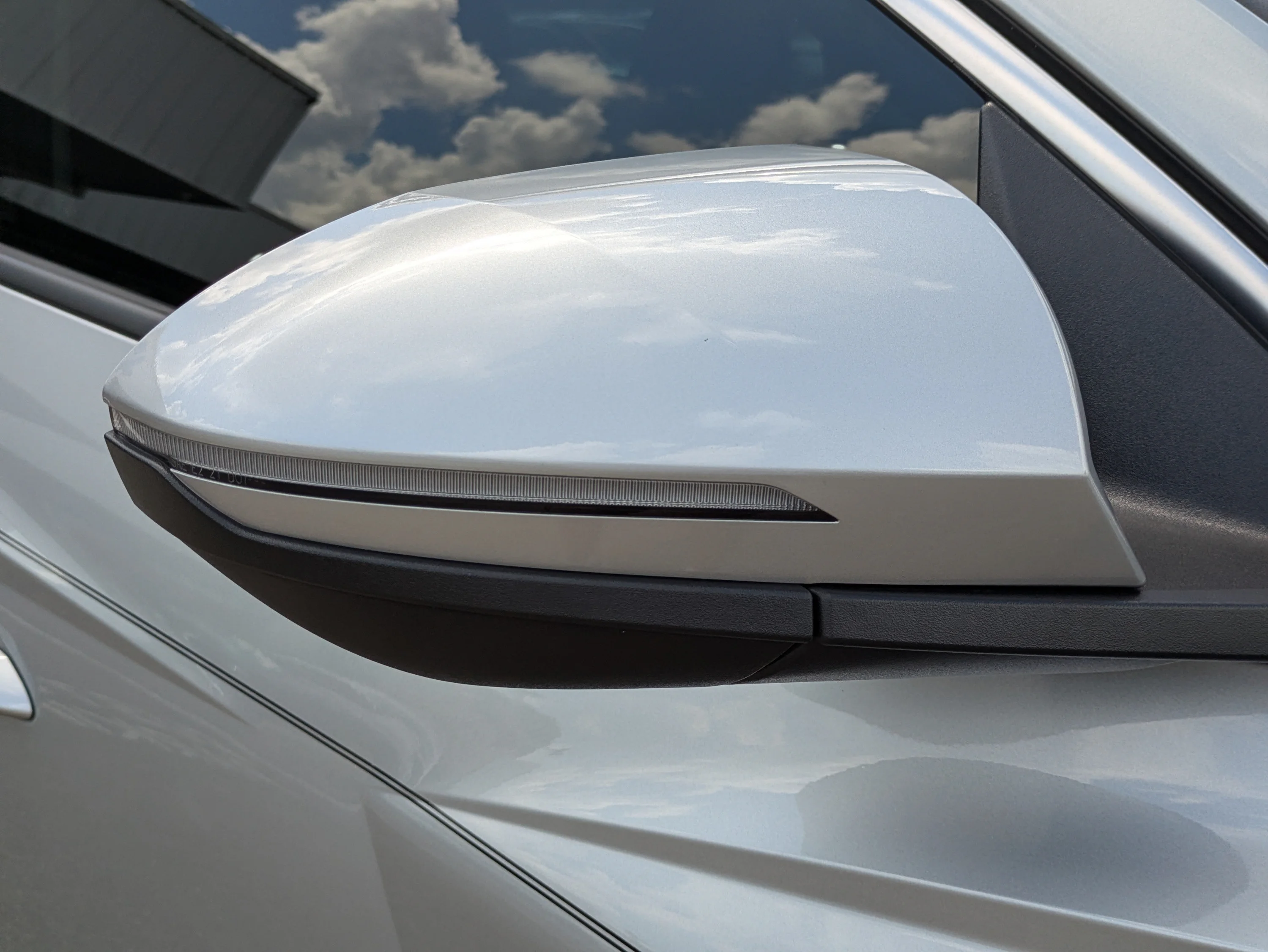 Used 2022 Shimmering Silver Hyundai SEL image 11