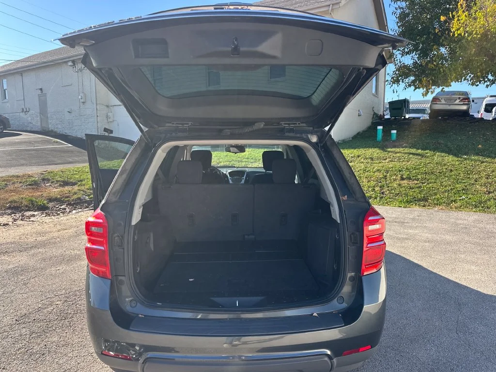 Used 2017 Gray Chevrolet LS image 17