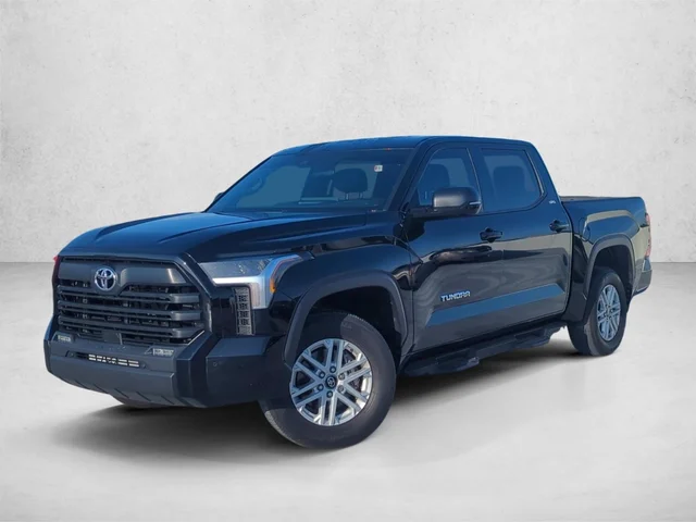 2025 Toyota Tundra 4WD SR5