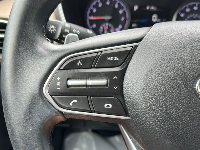 Used 2023 White Hyundai SEL image 15