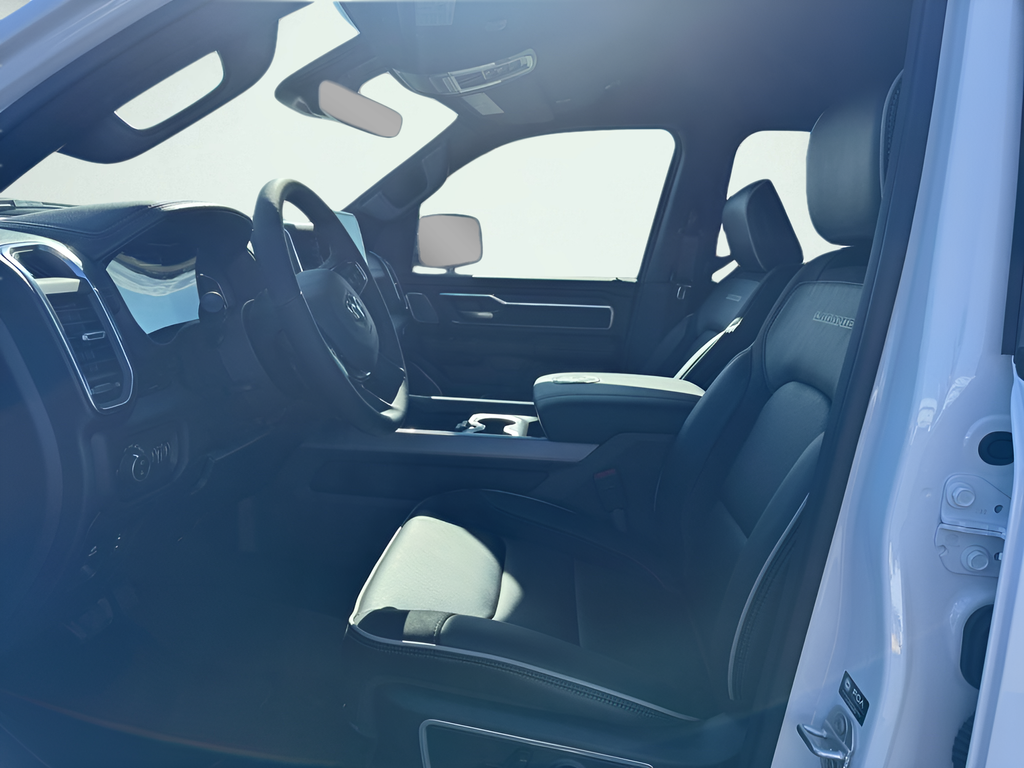 2025 RAM 1500 Laramie - Photo 8