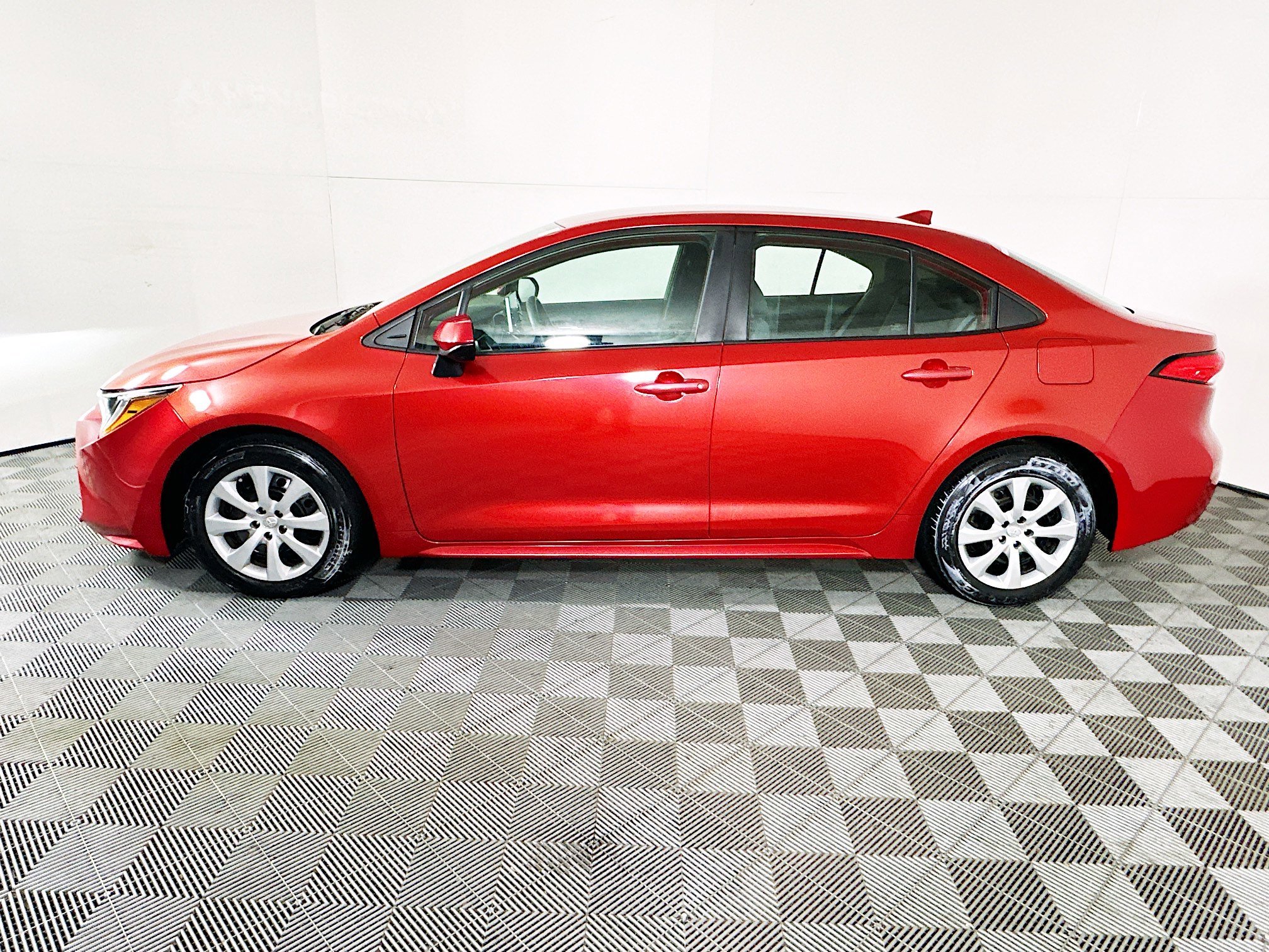 2020 Toyota Corolla thumbnail 8