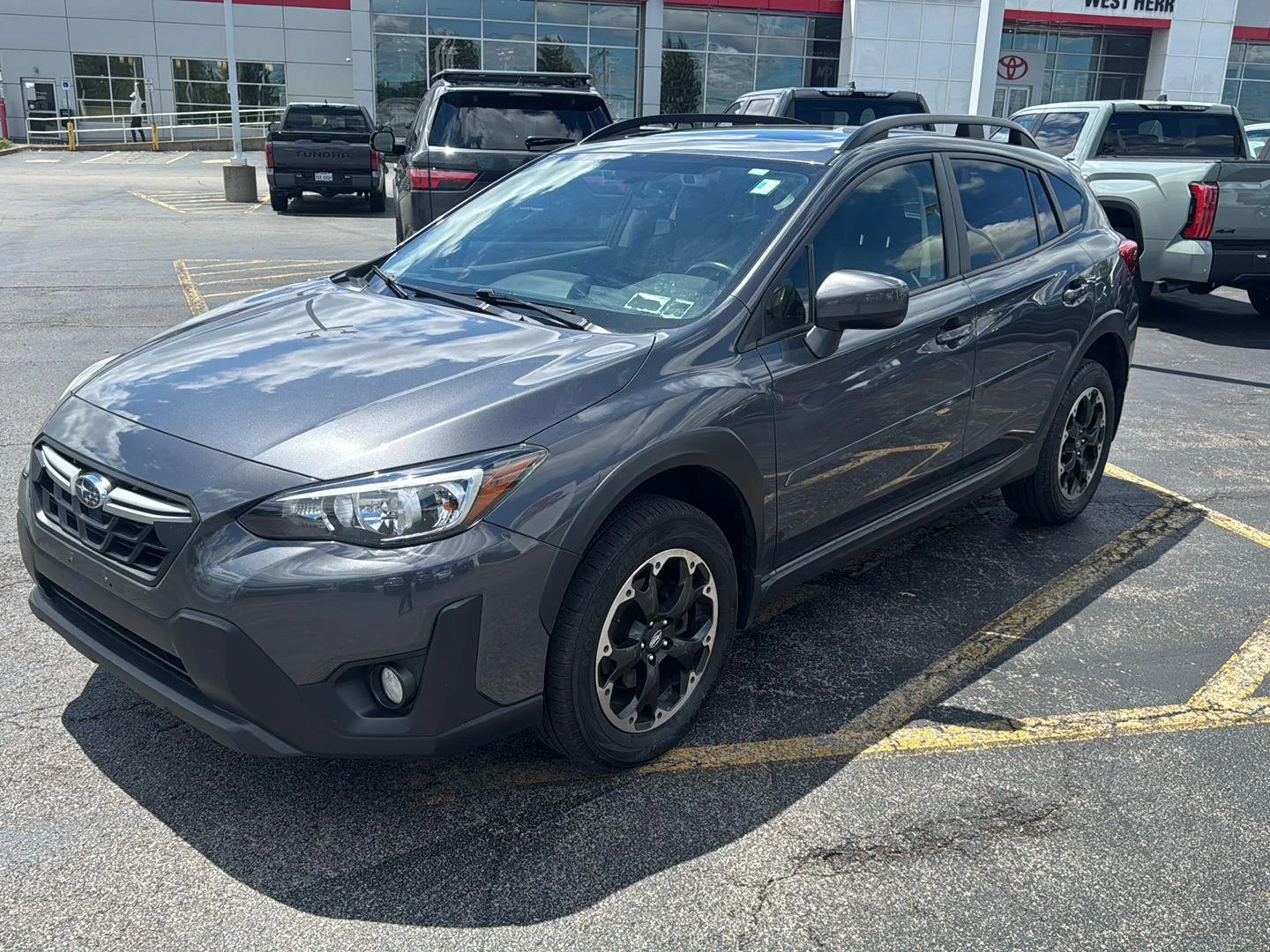 Used 2023 Gy Subaru  image 3
