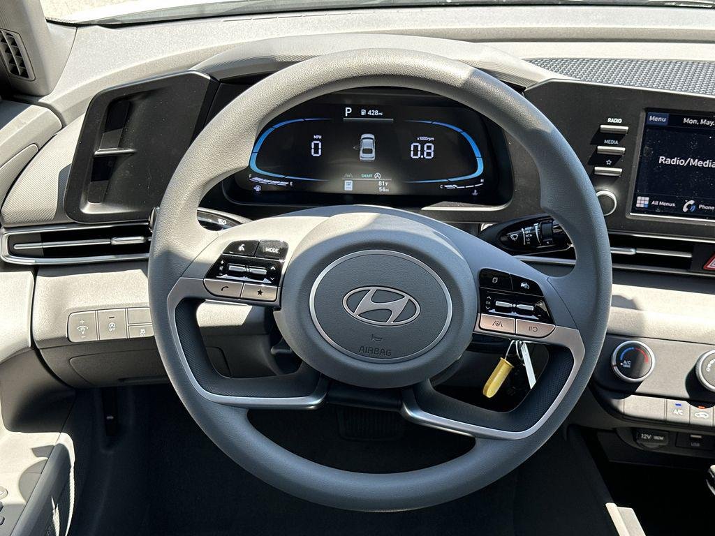 New 2026 Serenity White Hyundai SE image 11