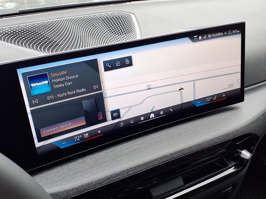 New 2026 Dravit Grey Metallic BMW 330i xDrive image 3