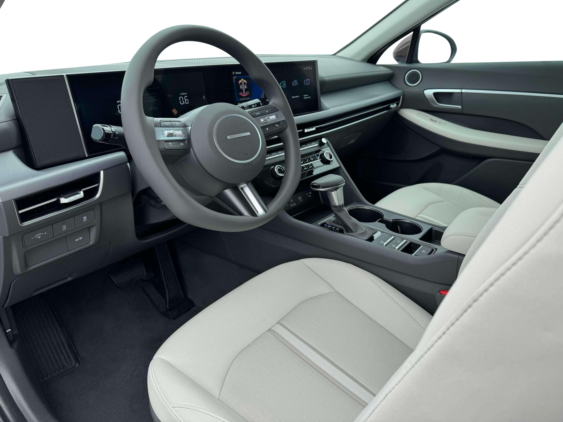 New 2025 White Hyundai SE image 14