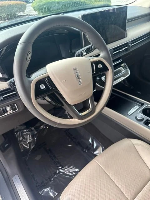 Certified Used 2024 Gray Metallic Lincoln Premiere image 7