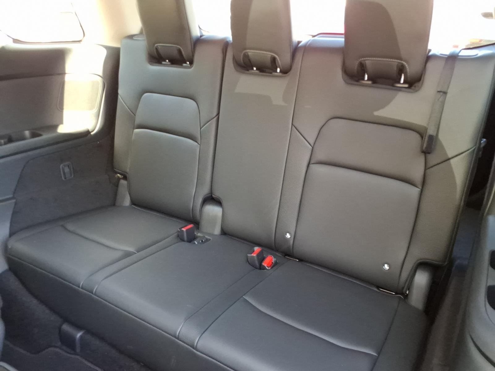 Used 2025 Super Black Nissan SL image 23