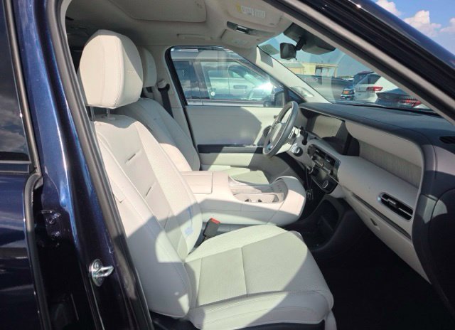 Certified Used 2026 Blue Pearl Hyundai Calligraphy image 9