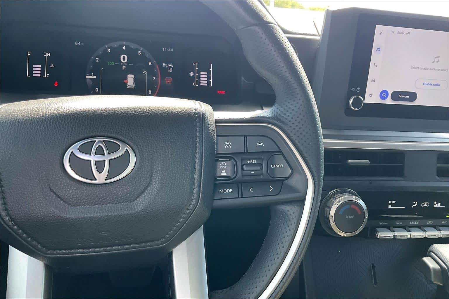 Used 2025 Ice Cap Toyota SR5 image 24