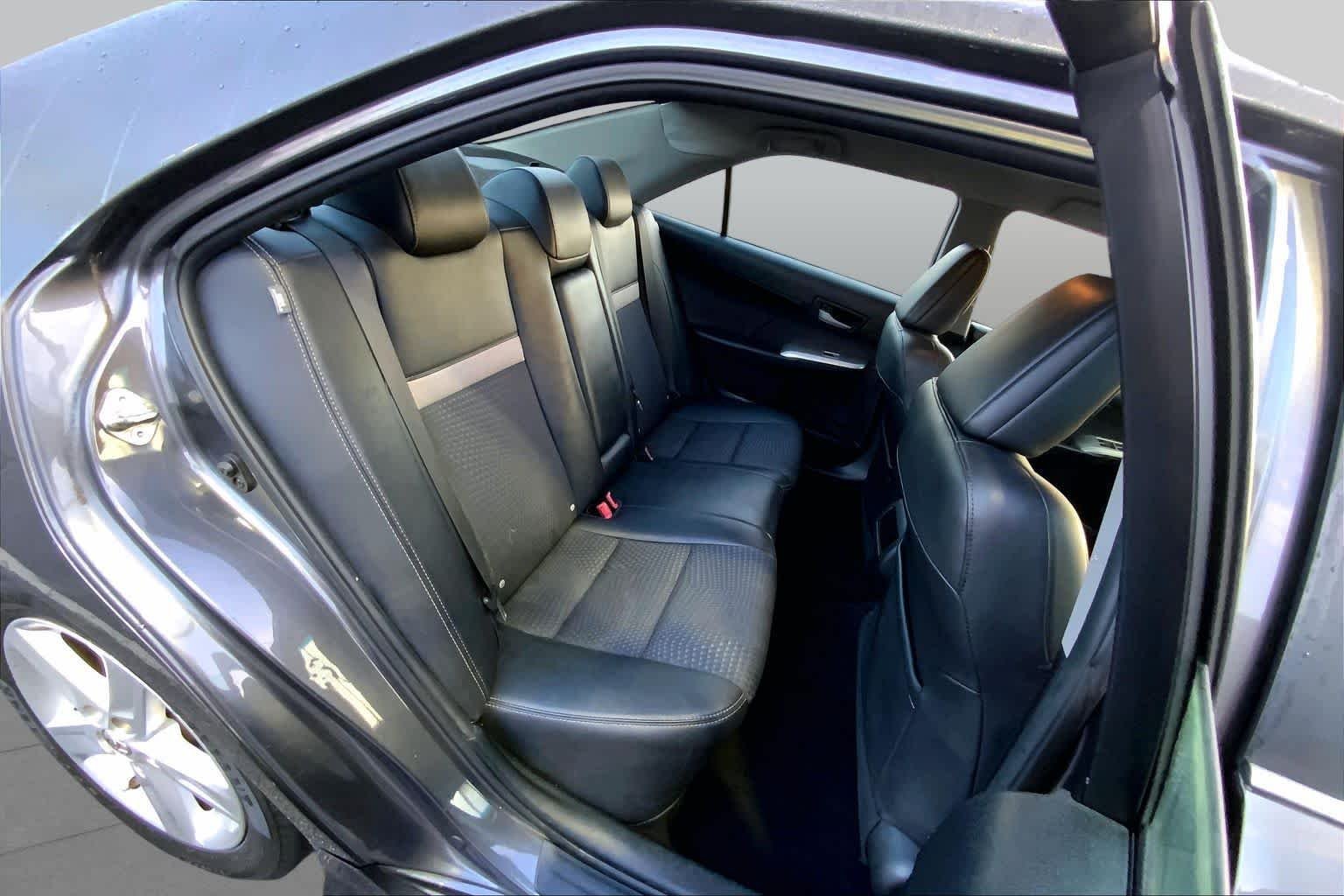 Used 2014 Magnetic Gray Metallic Toyota SE image 16