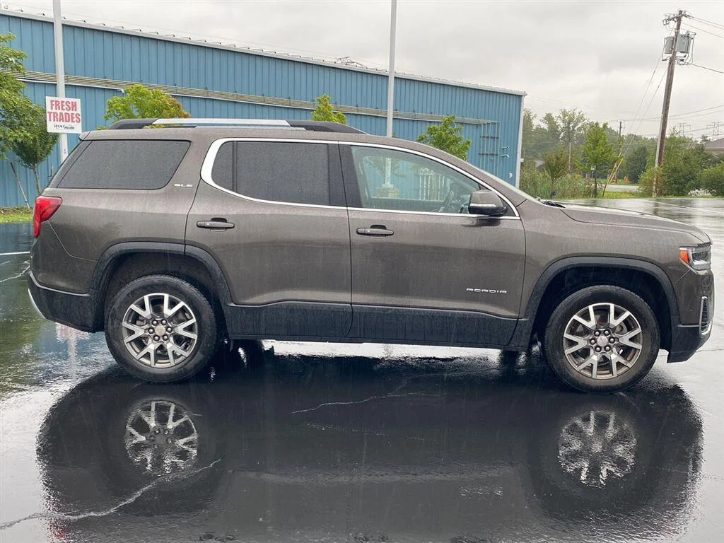 Used 2020 Smokey Quartz Metallic GMC SLE image 11