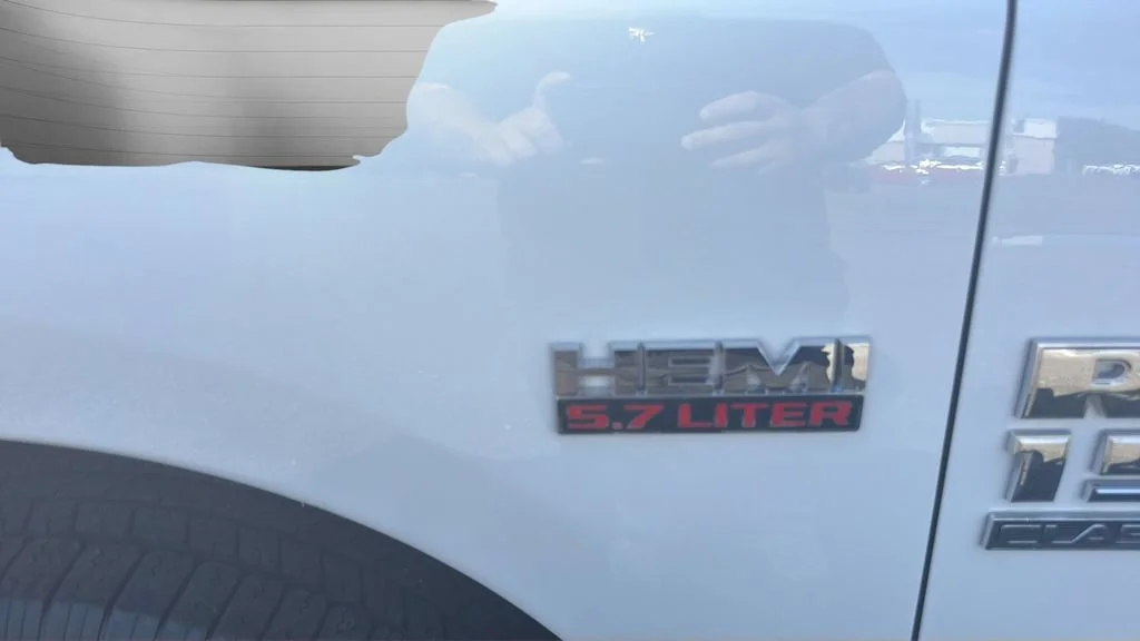 Used 2023 White Ram SLT image 28