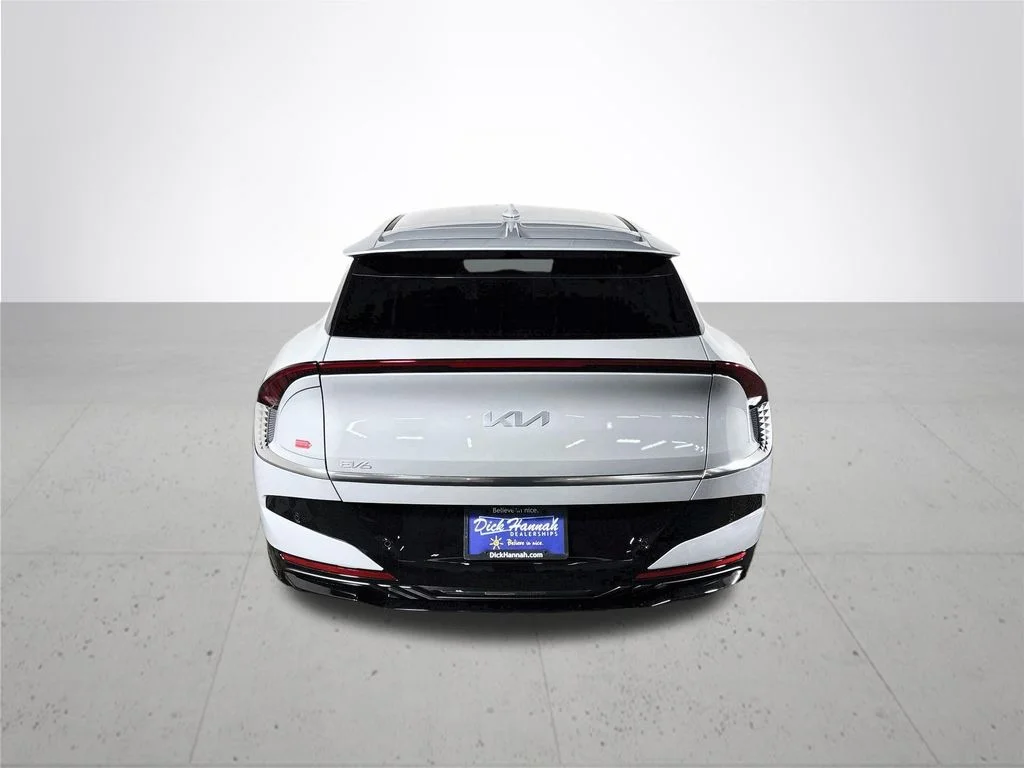 New 2026 Wolf Gray Kia WIND image 7