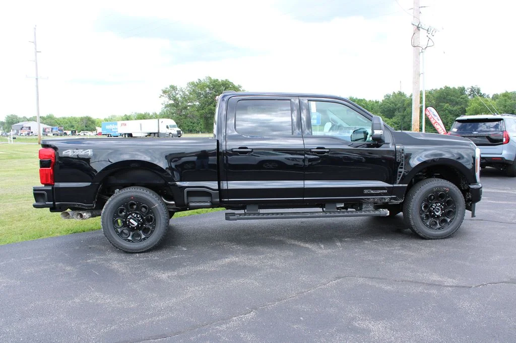 New 2026 Agate Black Metallic Ford F-250® XLT image 17
