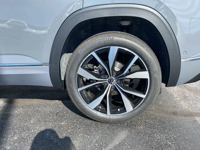 2026 Volkswagen Atlas Cross Sport SEL Premium R-LINE - Photo 13