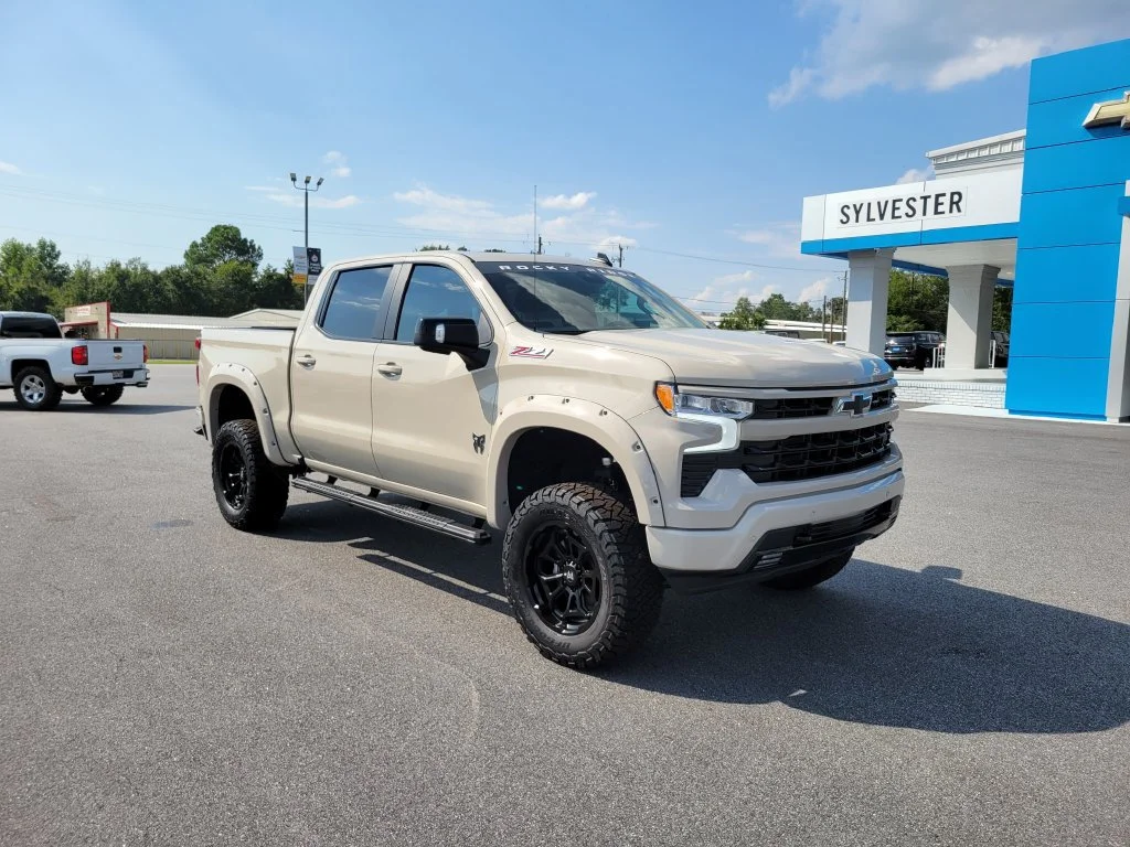 New 2026 White Sands Chevrolet RST image 8