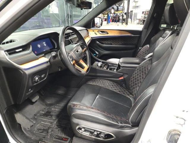Used 2021 White Jeep Summit image 14