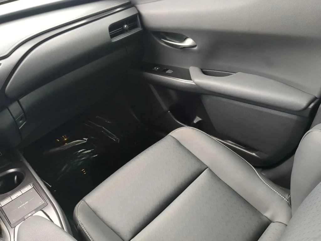 2022 Lexus UX 200 | CarEdge | CarEdge