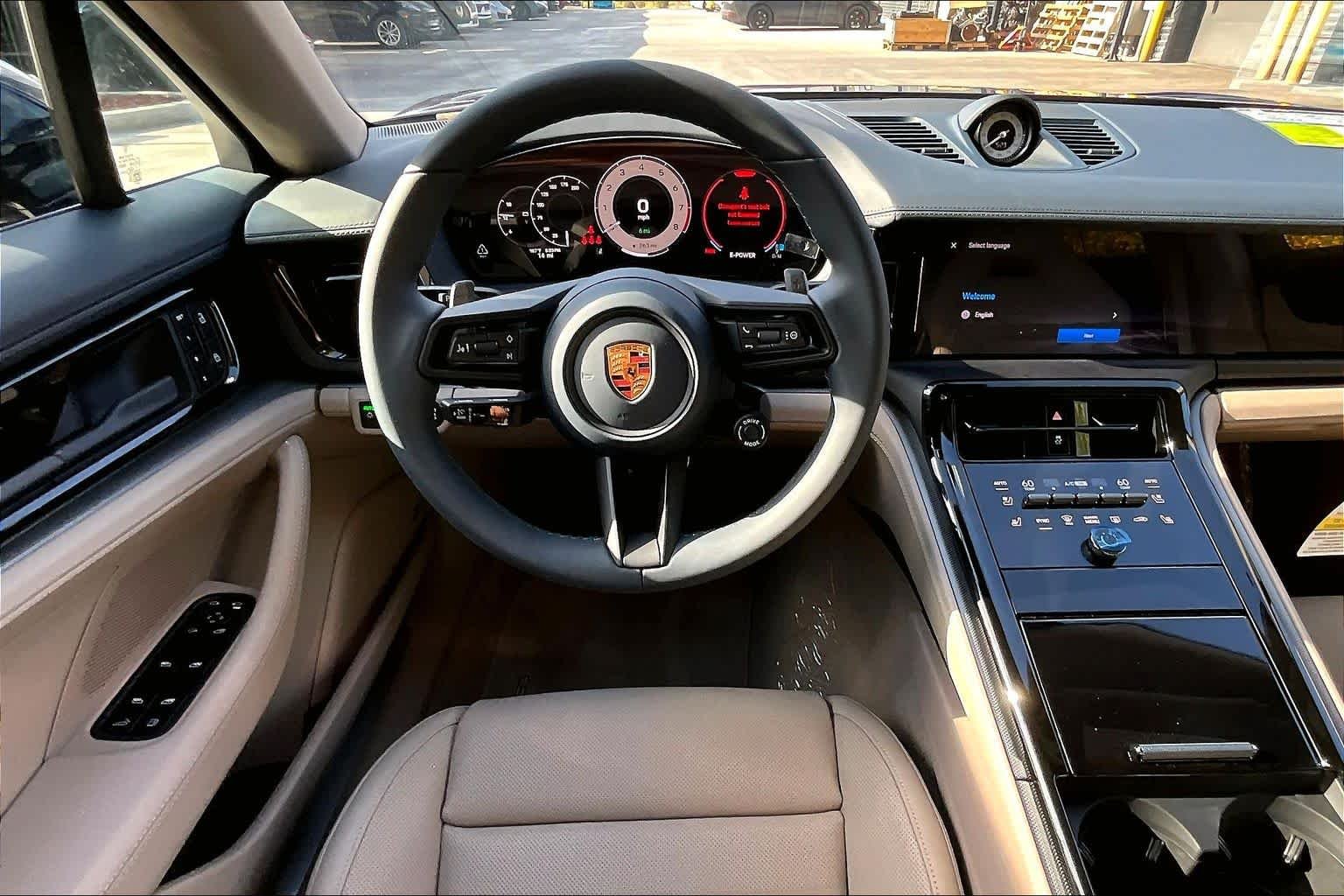 New 2026 Gentian Blue Metallic Porsche 4 E-Hybrid image 15