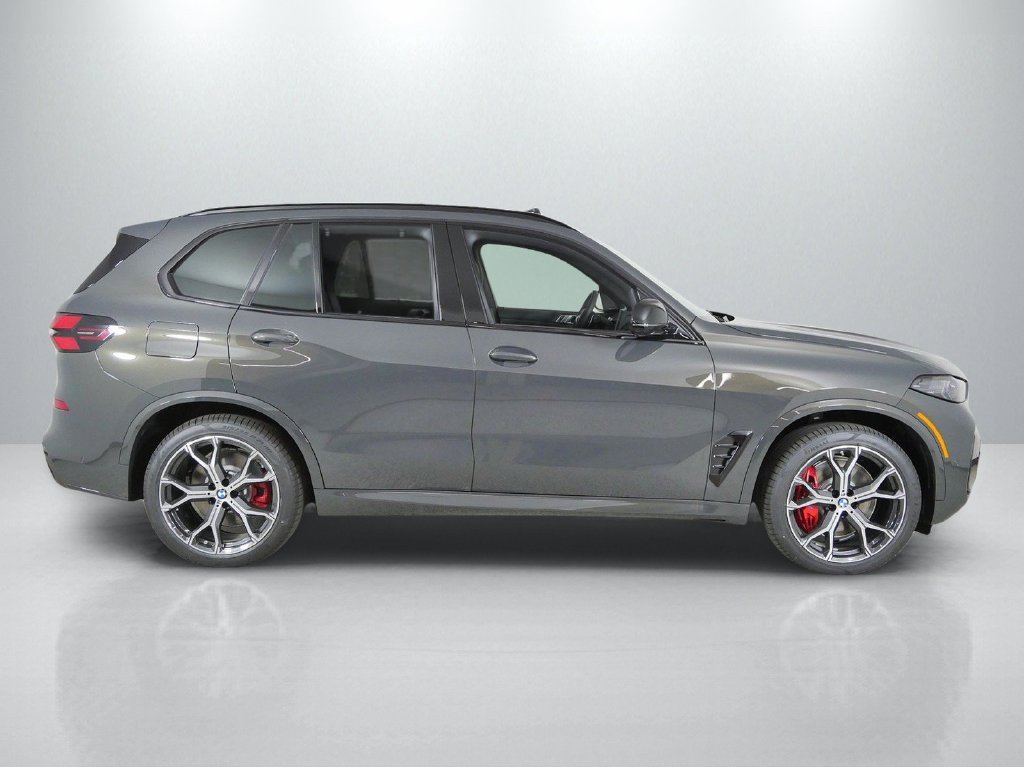 New 2026 Dravit Grey Metallic BMW M60i image 8