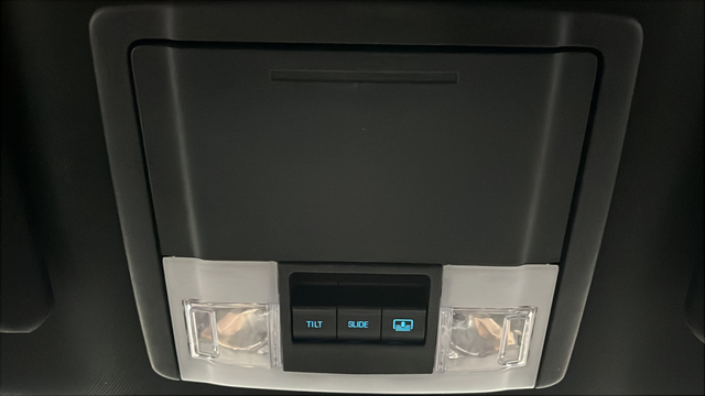Used 2017 Magnetic Metallic Ford Limited image 35