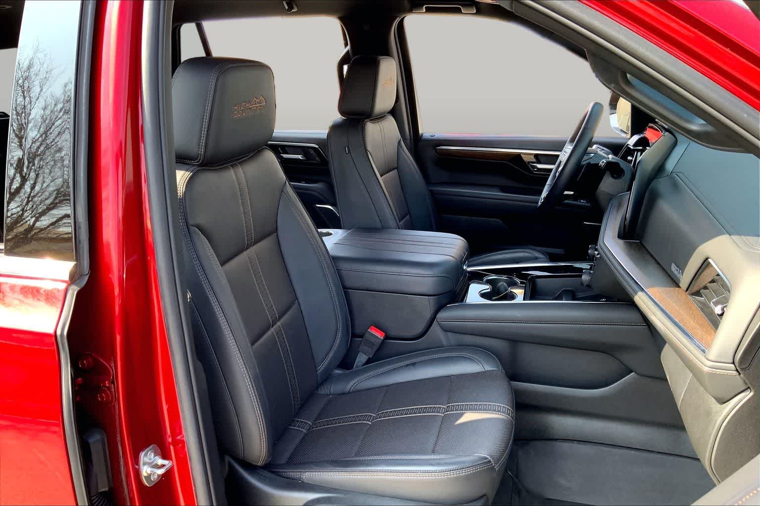 2025 Chevrolet Tahoe High Country - Photo 20